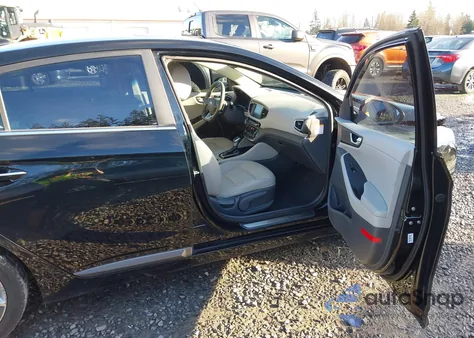 2018 Hyundai Ioniq Hybrid Limited from USA, damaged, VIN KMHC05LC8JU071808